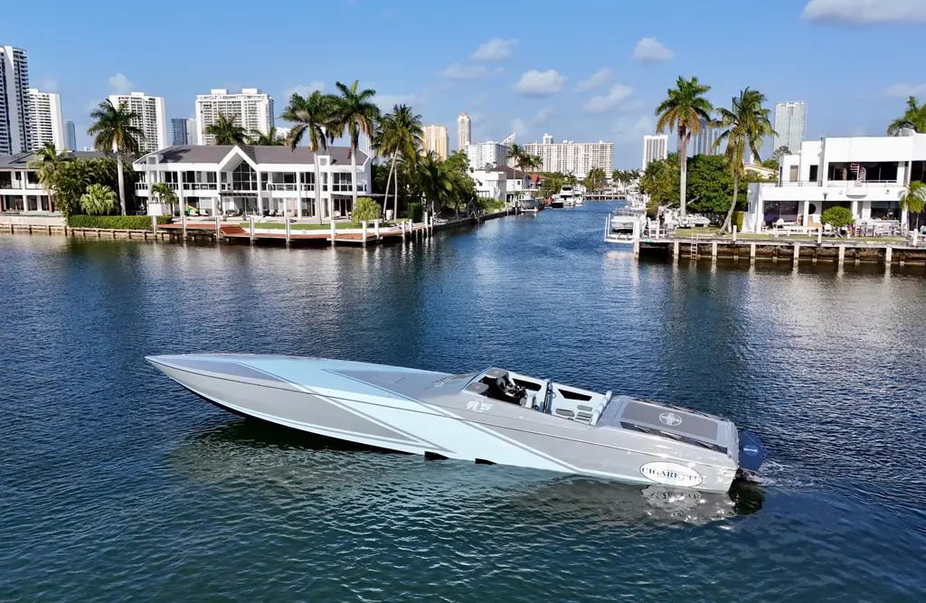 2023 Cigarette 515 Yacht For Sale in Miami Beach FL