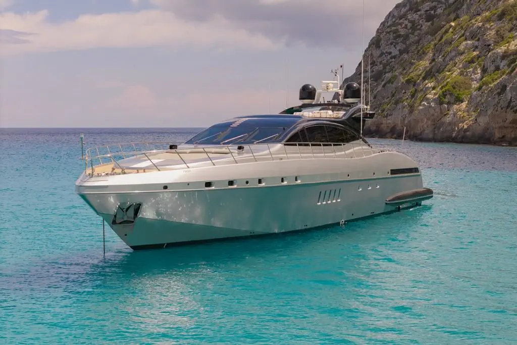 2005 Mangusta 92 Yacht For Sale in ibiza ES-PM 2005 Mangusta 92 Yacht For Sale in ibiza ES-PM