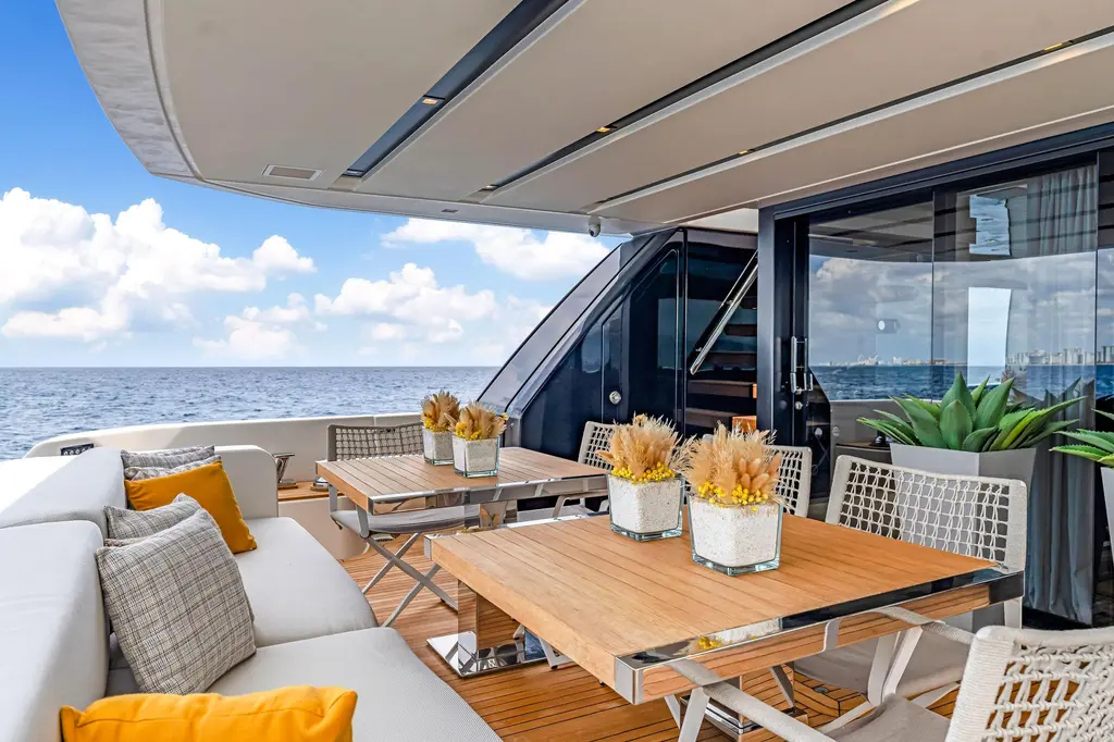 NOTYNOG 2022 Sanlorenzo SL90A Yacht For Sale in Cannes 