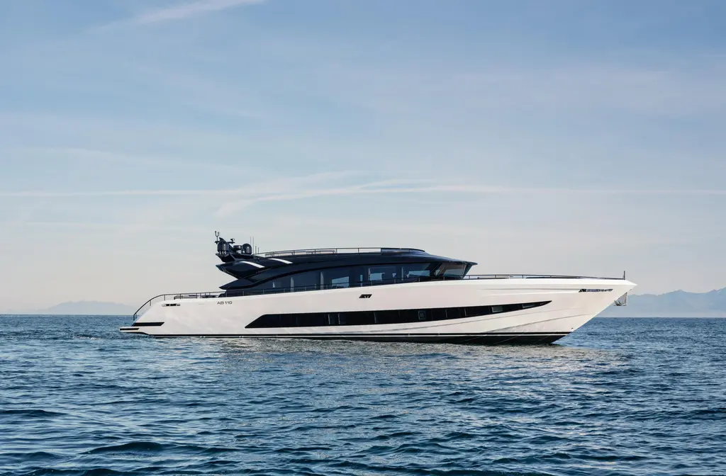AB 110 2025 AB Yachts 110 Yacht For Sale in Viareggio IT-LU AB 110 2025 AB Yachts 110 Yacht For Sale in Viareggio IT-LU