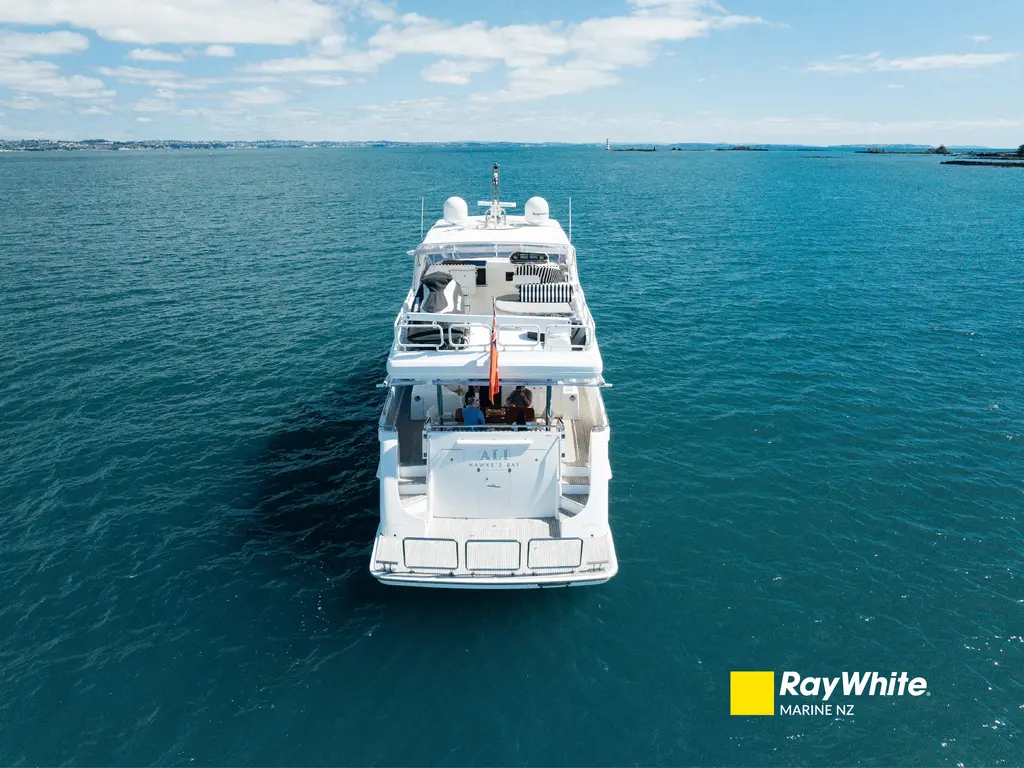 M/Y Ali 2006 Horizon E76 76 Yacht For Sale in Auckland M/Y Ali 2006 Horizon E76 76 Yacht For Sale in Auckland