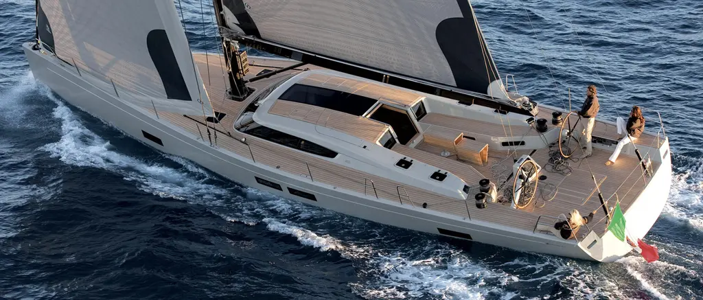 One Shot of Cowes 2010 66 Yacht For Sale in Barcelona ES-B One Shot of Cowes 2010 66 Yacht For Sale in Barcelona ES-B
