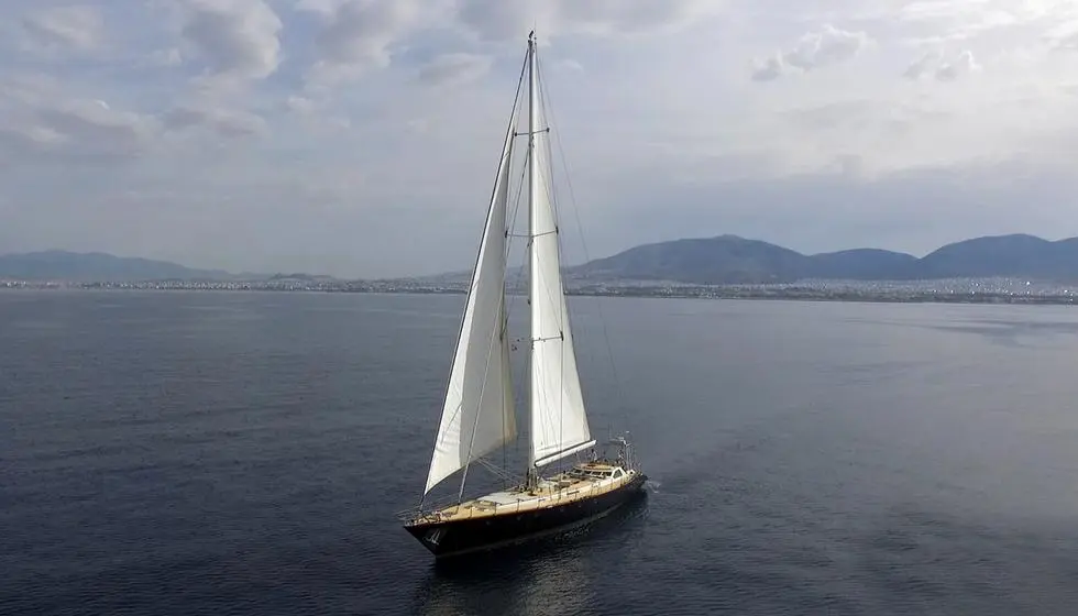Wind Of Change 1988 Brooke Marine Yacht For Sale in Athens Wind Of Change 1988 Brooke Marine Yacht For Sale in Athens