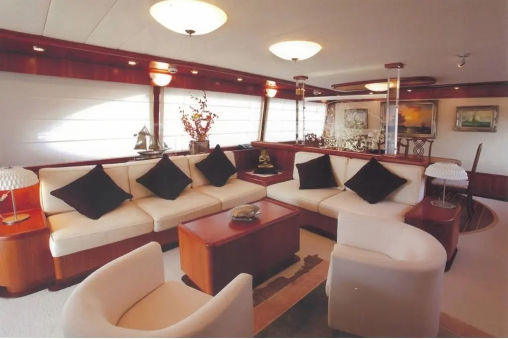 2001 30 mt Yacht For Sale in Olbia 2001 30 mt Yacht For Sale in Olbia