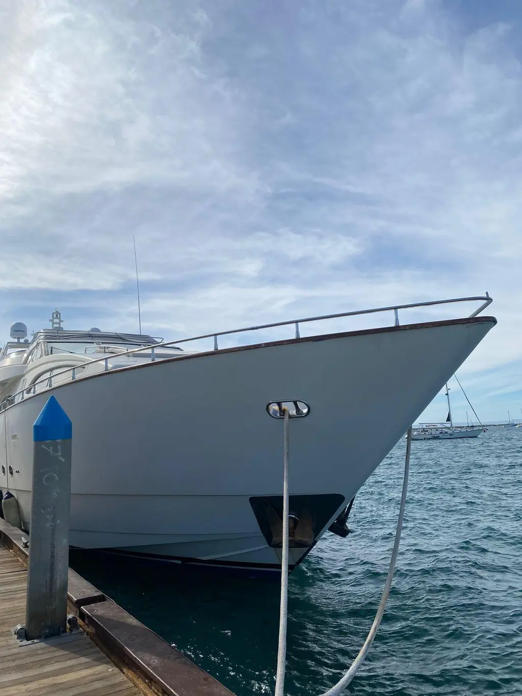 1998 Azimut 90/100 Jumbo Motoryacht Yacht For Sale in La Paz, BCS 1998 Azimut 90/100 Jumbo Motoryacht Yacht For Sale in La Paz, BCS