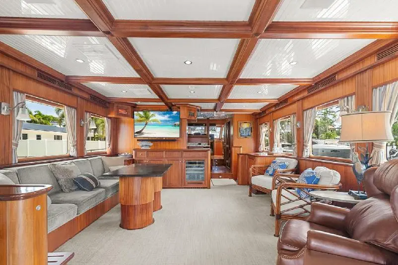 SEAS TO SEE 2006 Paragon Cockpit Motoryacht Yacht For Sale in Bay City TX SEAS TO SEE 2006 Paragon Cockpit Motoryacht Yacht For Sale in Bay City TX