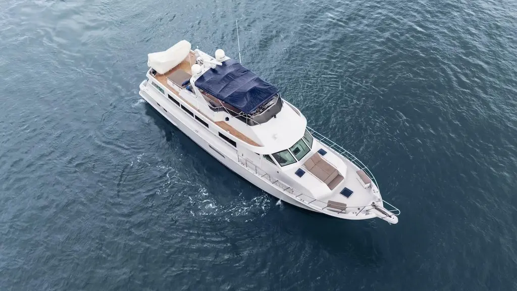 1998 Hatteras 74 Sport Deck Motor Yacht Yacht For Sale in Jupiter FL 1998 Hatteras 74 Sport Deck Motor Yacht Yacht For Sale in Jupiter FL