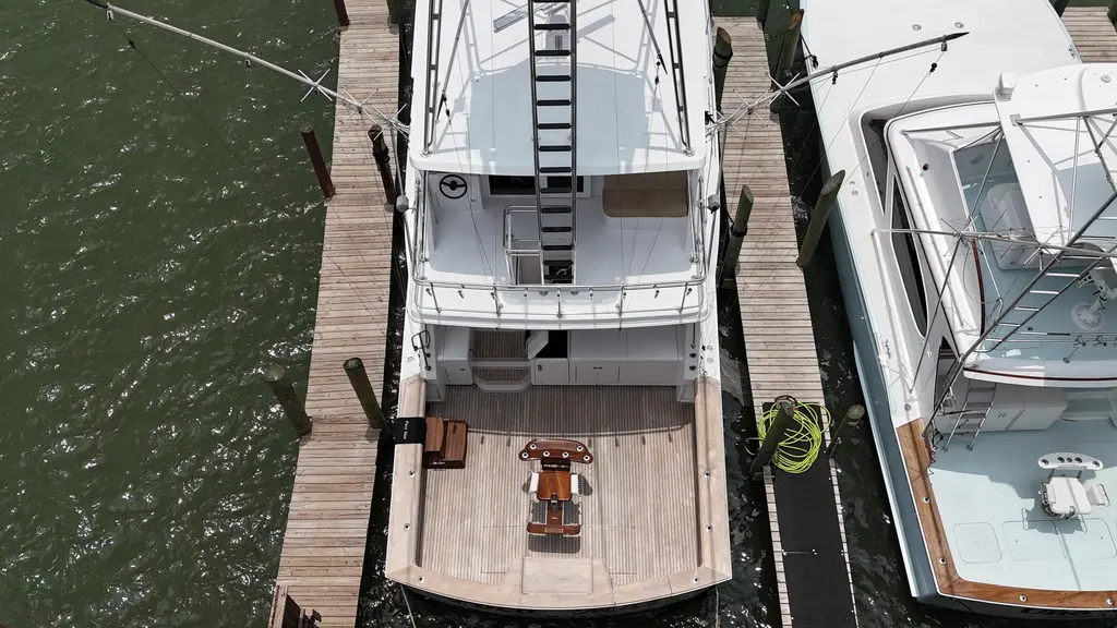 POCO MAS 1996 Donzi Custom Enclosed Flybridge Yacht For Sale in South Padre Island TX POCO MAS 1996 Donzi Custom Enclosed Flybridge Yacht For Sale in South Padre Island TX