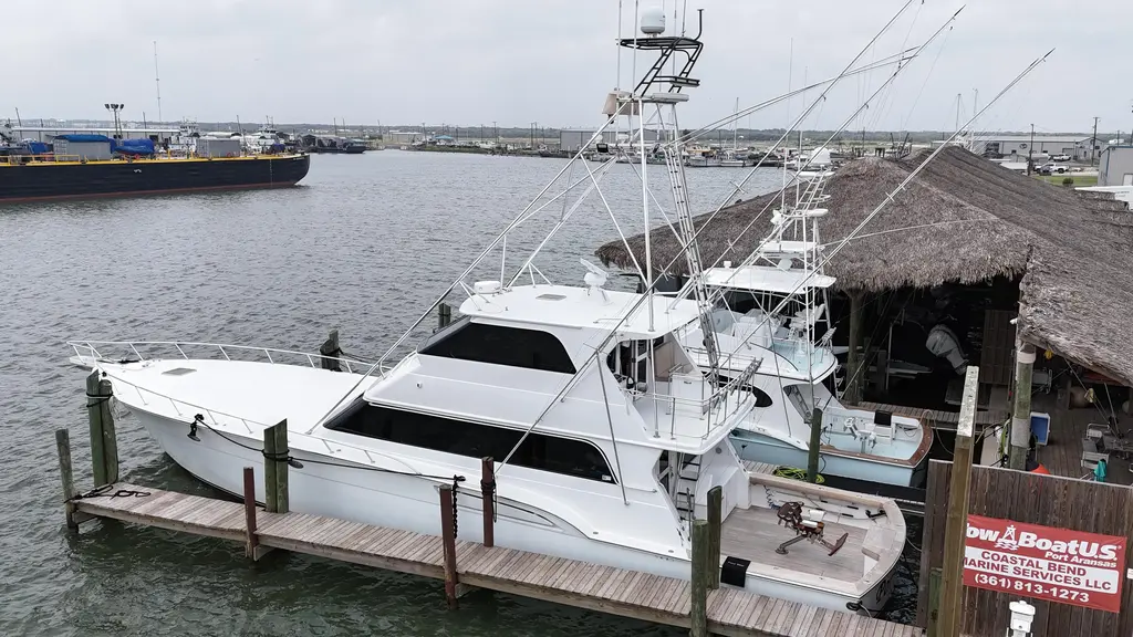 POCO MAS 1996 Donzi Custom Enclosed Flybridge Yacht For Sale in South Padre Island TX POCO MAS 1996 Donzi Custom Enclosed Flybridge Yacht For Sale in South Padre Island TX