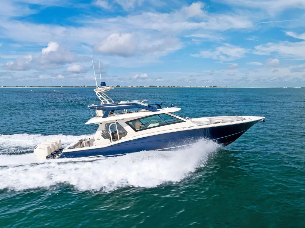 BOTTOM LINE 2022 Scout 530 LXF Yacht For Sale in Stuart FL BOTTOM LINE 2022 Scout 530 LXF Yacht For Sale in Stuart FL