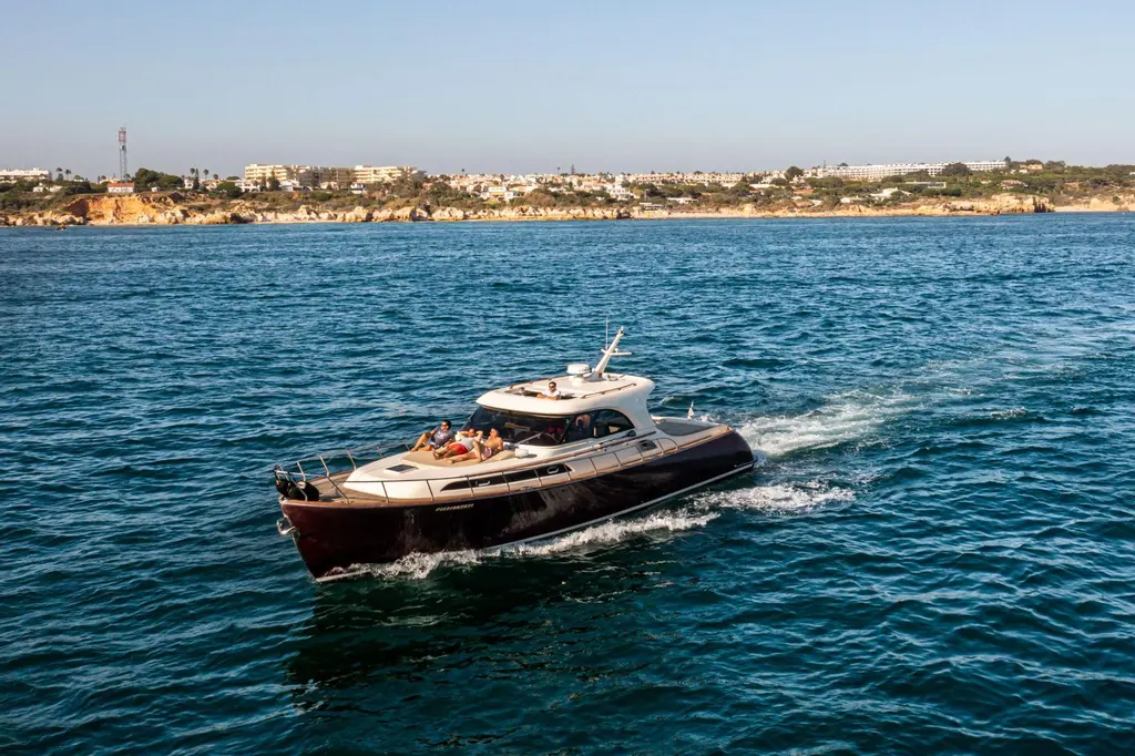 2006 Mochi Craft 51 Dolphin Yacht For Sale in Quarteira 2006 Mochi Craft 51 Dolphin Yacht For Sale in Quarteira