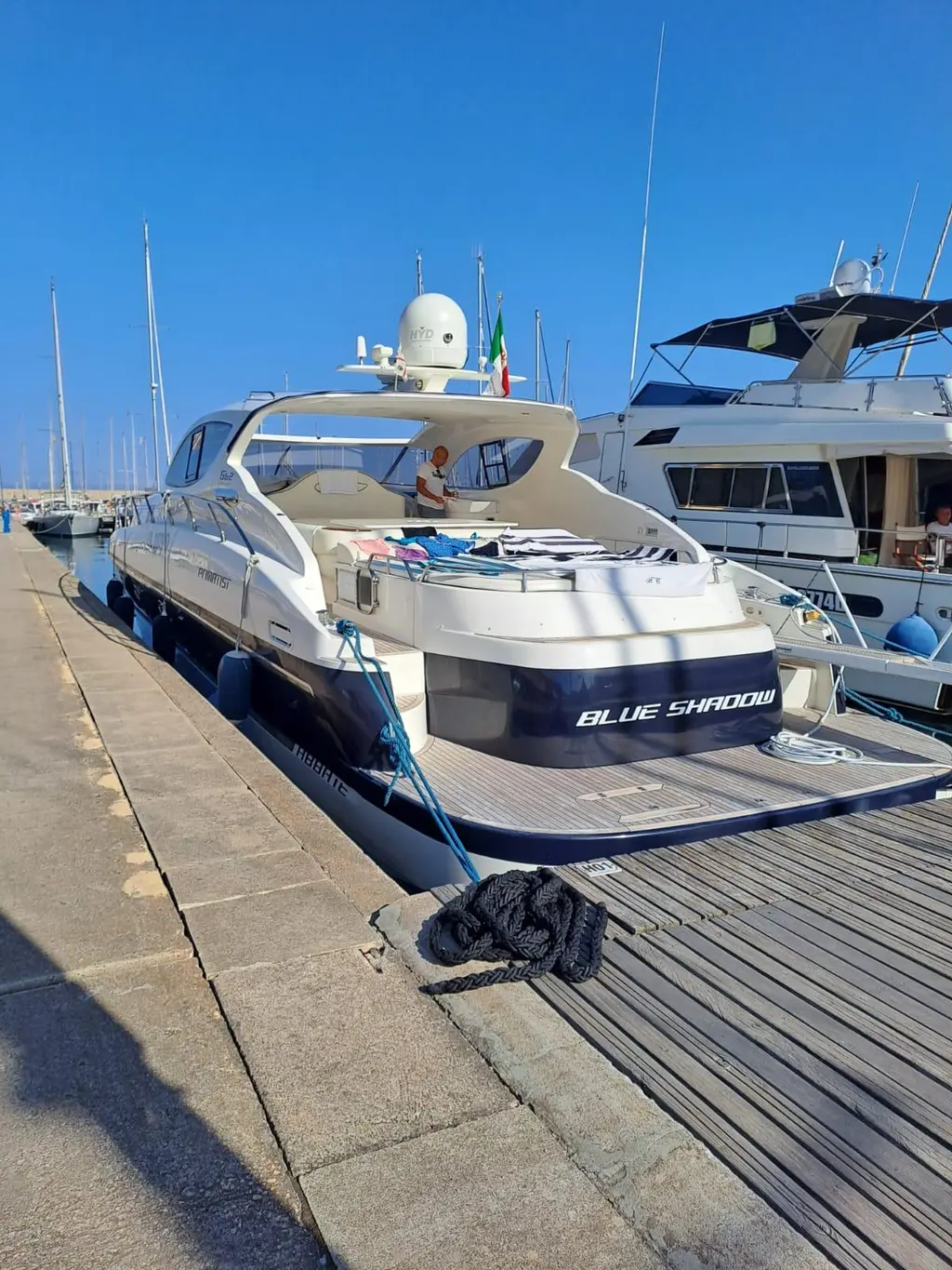 Blue Shadow 2008 G62 Special Edition Yacht For Sale in Olbia IT-SS Blue Shadow 2008 G62 Special Edition Yacht For Sale in Olbia IT-SS