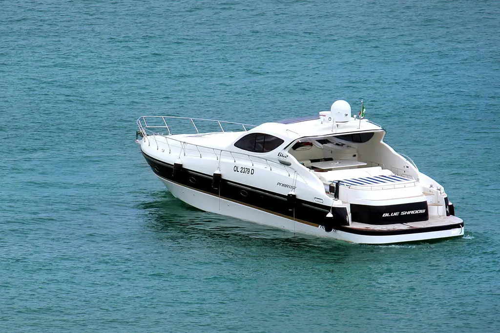 Blue Shadow 2008 G62 Special Edition Yacht For Sale in Olbia IT-SS Blue Shadow 2008 G62 Special Edition Yacht For Sale in Olbia IT-SS