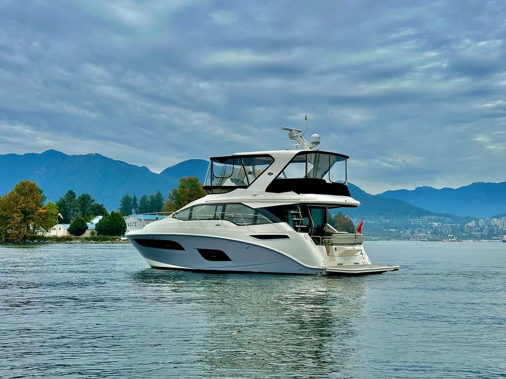 Just M 2018 Sea Ray Fly 460 Yacht For Sale in Vancouver BC Just M 2018 Sea Ray Fly 460 Yacht For Sale in Vancouver BC
