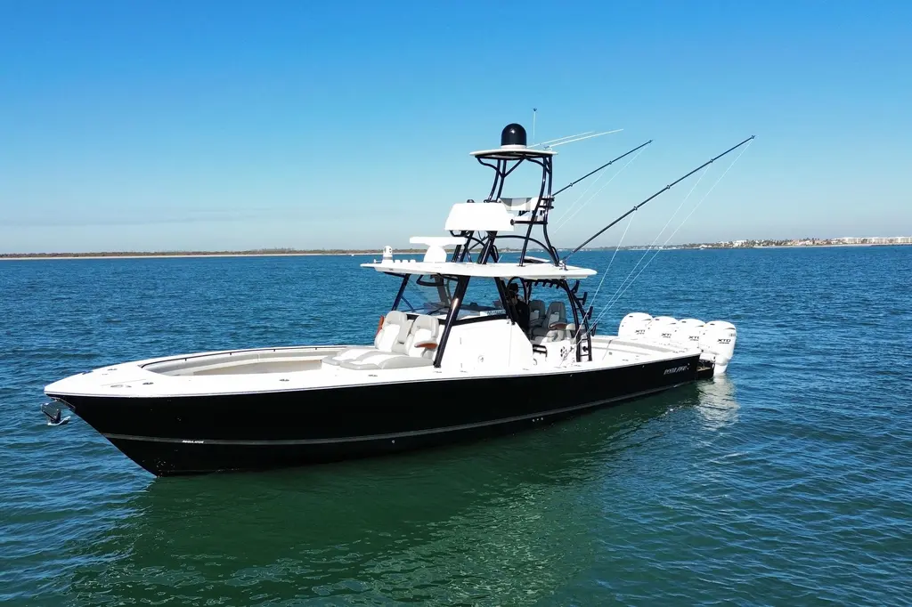 2024 Regulator 41 Yacht For Sale in Stuart FL 2024 Regulator 41 Yacht For Sale in Stuart FL