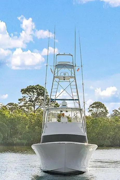 REEL DEVOCEAN 1990 Monterey Custom Sportfish Yacht For Sale in North Palm Beach FL REEL DEVOCEAN 1990 Monterey Custom Sportfish Yacht For Sale in North Palm Beach FL