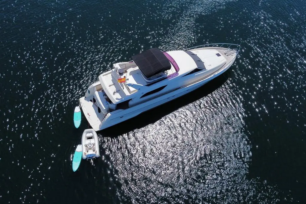 Kook 1997 Ferretti Yachts Craft 70 Yacht For Sale in Marbella ES-MA Kook 1997 Ferretti Yachts Craft 70 Yacht For Sale in Marbella ES-MA