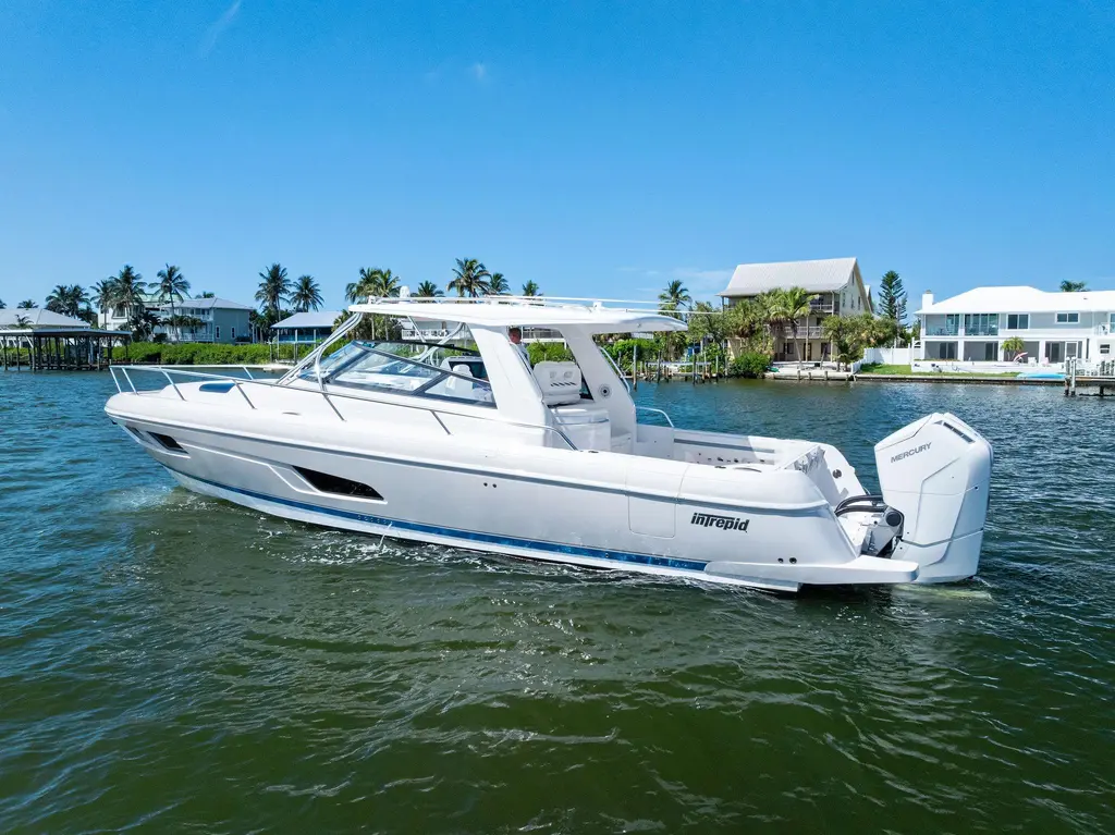 TIDE CHASER 2022 Intrepid 438 Evolution Yacht For Sale in Naples FL TIDE CHASER 2022 Intrepid 438 Evolution Yacht For Sale in Naples FL