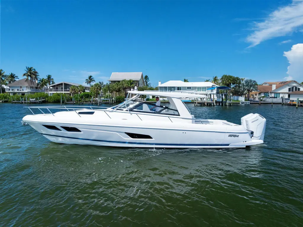 TIDE CHASER 2022 Intrepid 438 Evolution Yacht For Sale in Naples FL TIDE CHASER 2022 Intrepid 438 Evolution Yacht For Sale in Naples FL