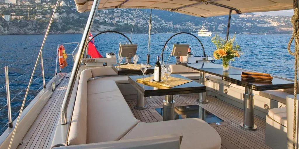YAMAKAY 1994 39 Modern Schooner Yacht For Sale in S?te 34 YAMAKAY 1994 39 Modern Schooner Yacht For Sale in S?te 34