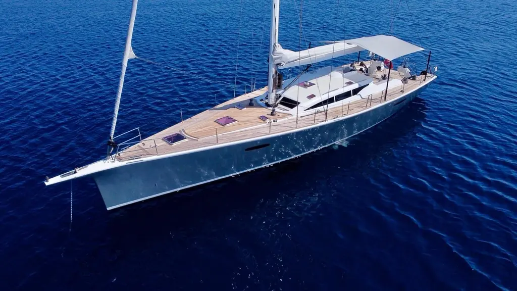 Touché 2010 Raised Pilot Saloon Yacht For Sale in Korčula Touché 2010 Raised Pilot Saloon Yacht For Sale in Korčula