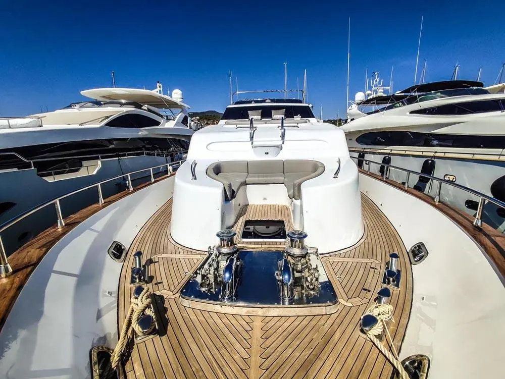 Seven You 2007 Motor Yacht Elegan | Giant 28 Yacht For Sale in Barcelona ES-B Seven You 2007 Motor Yacht Elegan | Giant 28 Yacht For Sale in Barcelona ES-B