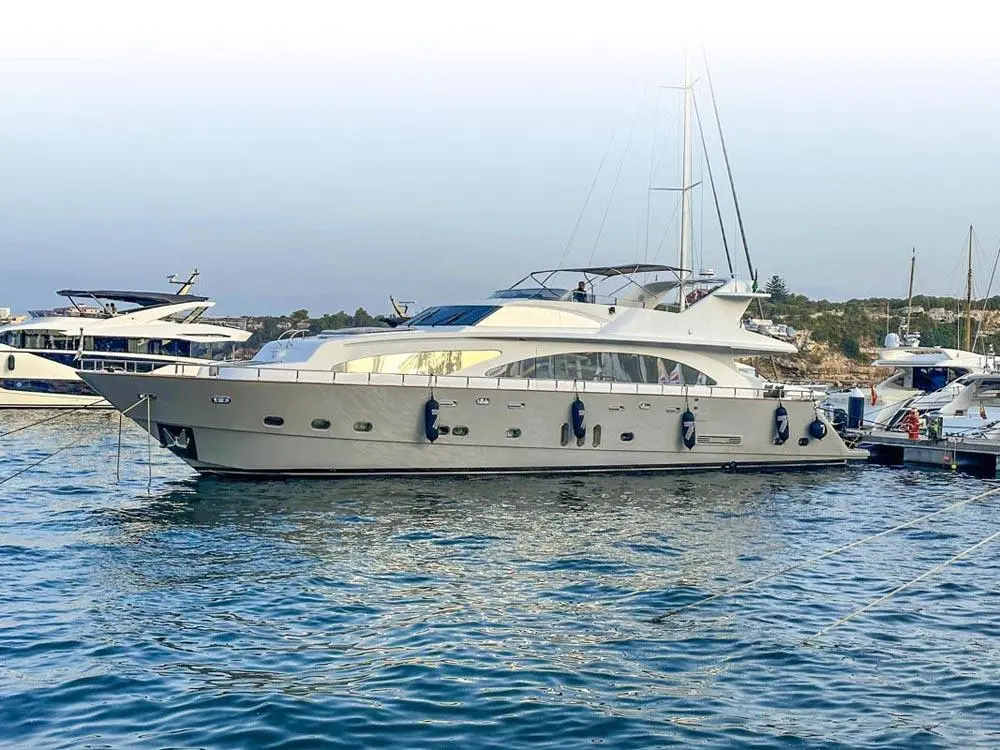 Seven You 2007 Motor Yacht Elegan | Giant 28 Yacht For Sale in Barcelona ES-B Seven You 2007 Motor Yacht Elegan | Giant 28 Yacht For Sale in Barcelona ES-B