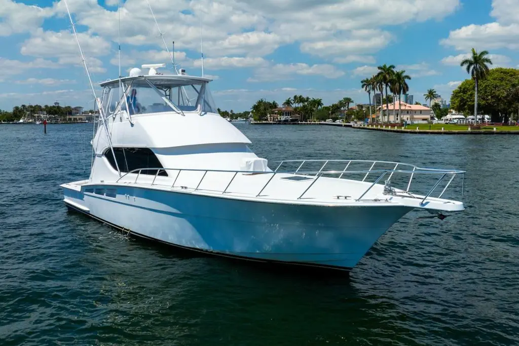 My Girl 2005 Hatteras 50 Convertible Yacht For Sale in Fort Lauderdale FL My Girl 2005 Hatteras 50 Convertible Yacht For Sale in Fort Lauderdale FL