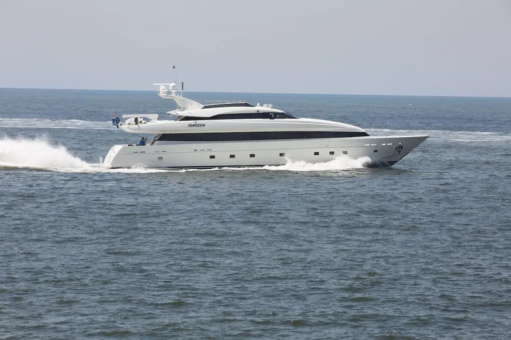 1998 trident 127 tamteen beirut for sale