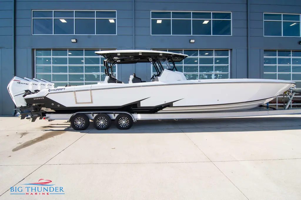 2023 H44Z Yacht For Sale in Lake Ozark MO 2023 H44Z Yacht For Sale in Lake Ozark MO