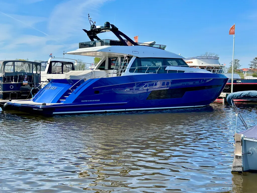 2021 Phantom 70 Fly Yacht For Sale in Loosdrecht 2021 Phantom 70 Fly Yacht For Sale in Loosdrecht