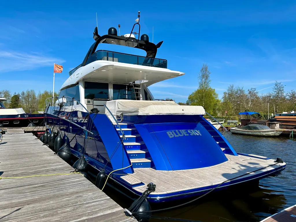 2021 Phantom 70 Fly Yacht For Sale in Loosdrecht 2021 Phantom 70 Fly Yacht For Sale in Loosdrecht