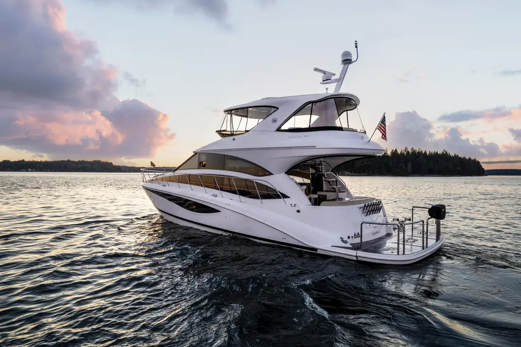 2012 Meridian 541 Sedan Yacht For Sale in Olympia WA 2012 Meridian 541 Sedan Yacht For Sale in Olympia WA