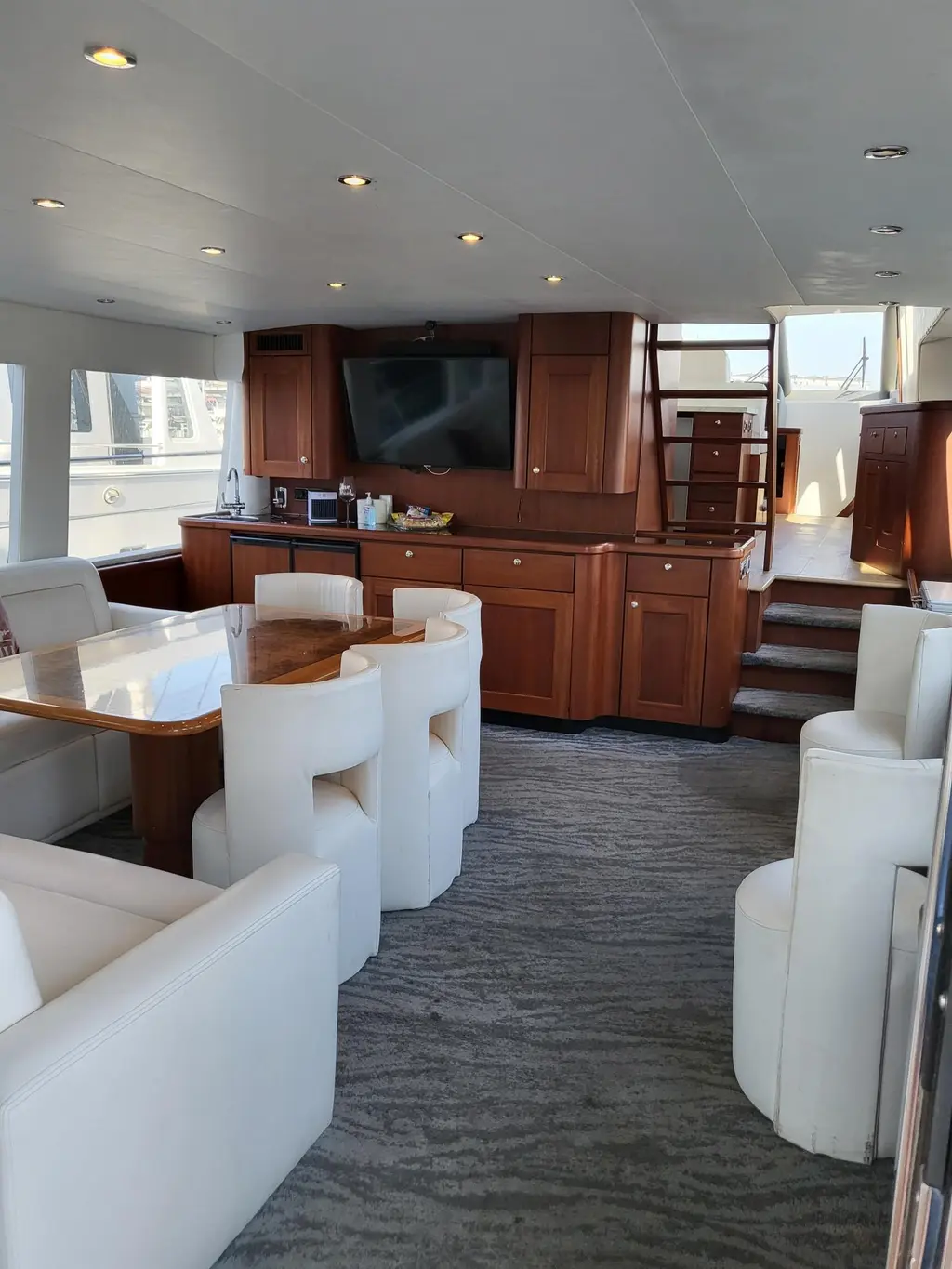 Layed Back 2005 Pacific Mariner 65 SE Motoryacht Yacht For Sale in Newport Beach CA Layed Back 2005 Pacific Mariner 65 SE Motoryacht Yacht For Sale in Newport Beach CA