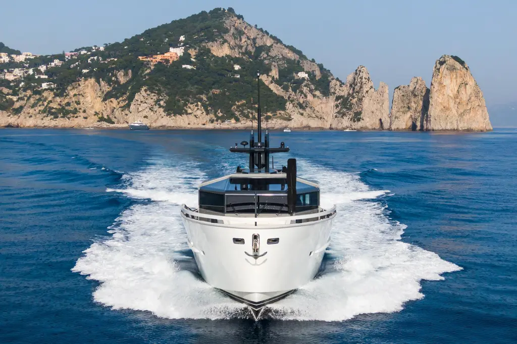 MILU' 2019 A85 Yacht For Sale in Marina di Torre Annunziata MILU' 2019 A85 Yacht For Sale in Marina di Torre Annunziata