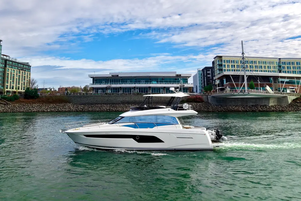 Ellebenelle 2023 Prestige 520 Yacht For Sale in Portland OR Ellebenelle 2023 Prestige 520 Yacht For Sale in Portland OR