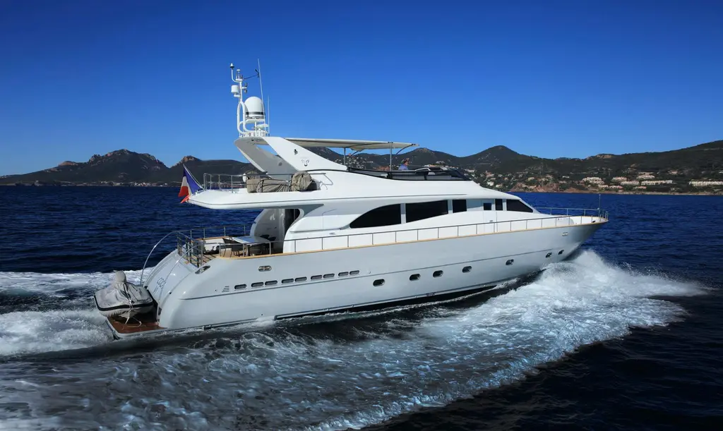 Coca VI 2000 Arno Leopard 26 Yacht For Sale in Mandelieu La Napoule 06 Coca VI 2000 Arno Leopard 26 Yacht For Sale in Mandelieu La Napoule 06