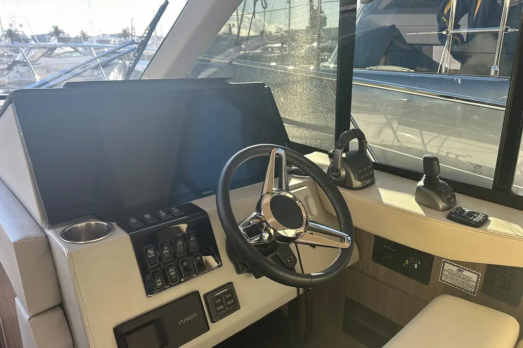 2021 Regal 42 Yacht For Sale in Tivat 2021 Regal 42 Yacht For Sale in Tivat