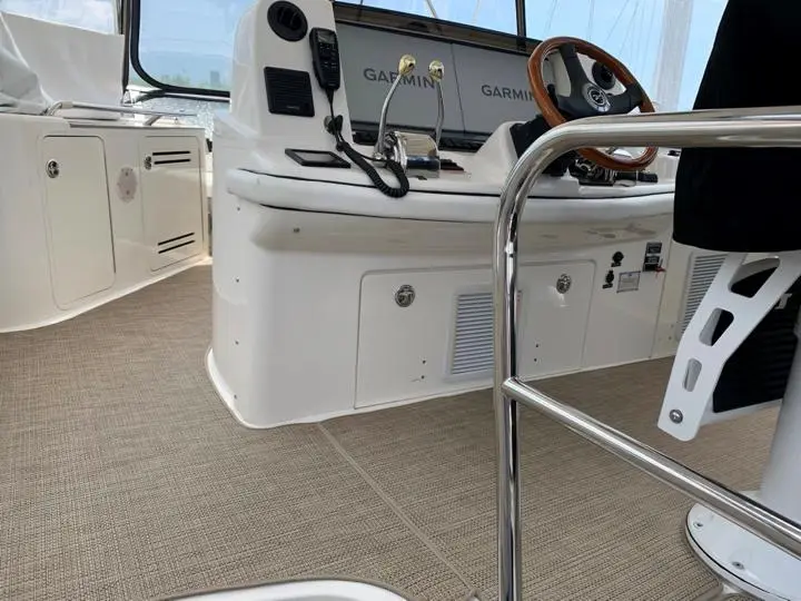 2006 Sea Ray 52 Sedan Bridge Yacht For Sale in Merritt Island FL 2006 Sea Ray 52 Sedan Bridge Yacht For Sale in Merritt Island FL