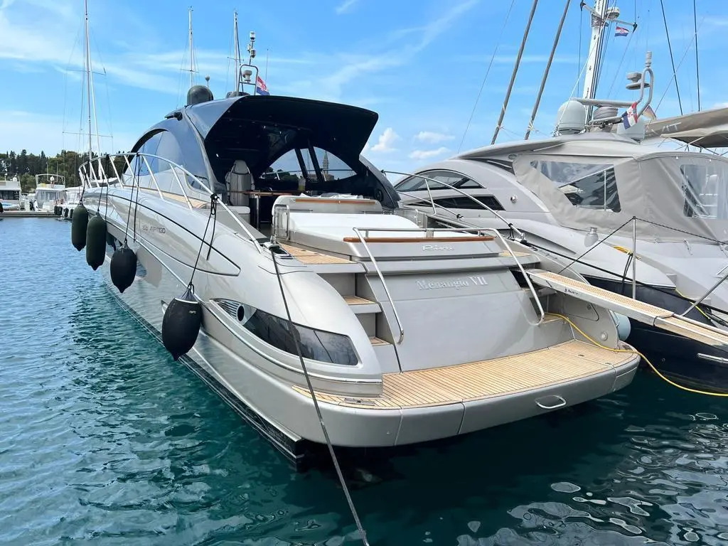 2010 Riva 63' Vertigo Yacht For Sale in Tirreno 2010 Riva 63' Vertigo Yacht For Sale in Tirreno