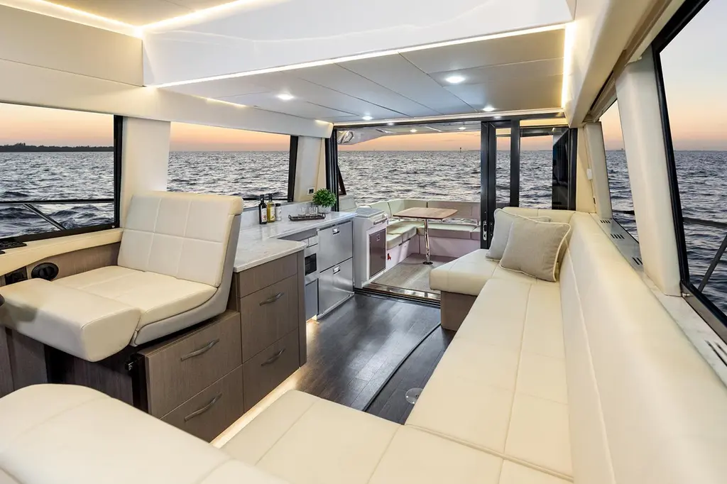REGAL 42 XO 2022 Regal 42 XO Yacht For Sale in San Juan REGAL 42 XO 2022 Regal 42 XO Yacht For Sale in San Juan