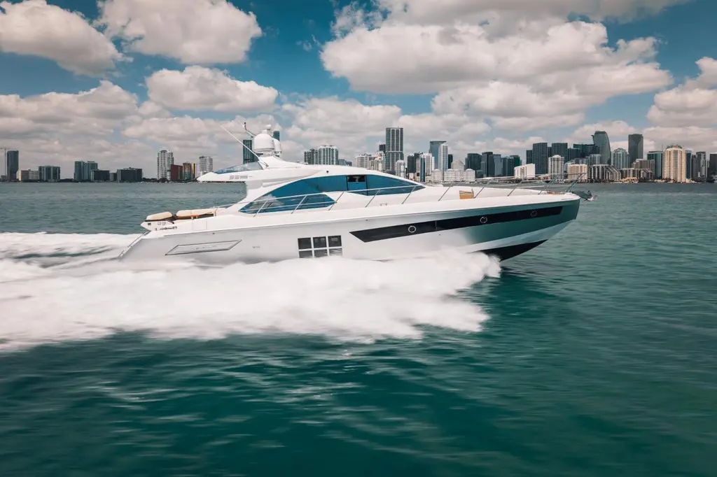 LOW HOURS! 2017 Azimut 55S Yacht For Sale in Miami Beach FL LOW HOURS! 2017 Azimut 55S Yacht For Sale in Miami Beach FL