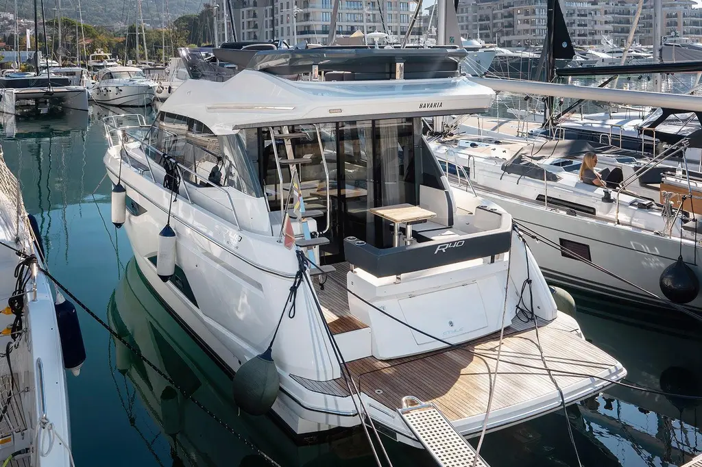 2020 Bavaria R40 Fly Yacht For Sale in Tivat 2020 Bavaria R40 Fly Yacht For Sale in Tivat