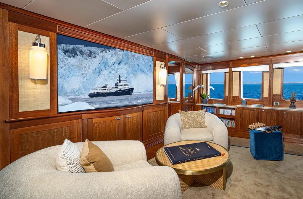 ASTERIA 1970 Custom Anastassiades & Tsortanides Yacht For Sale in Capetown ASTERIA 1970 Custom Anastassiades & Tsortanides Yacht For Sale in Capetown