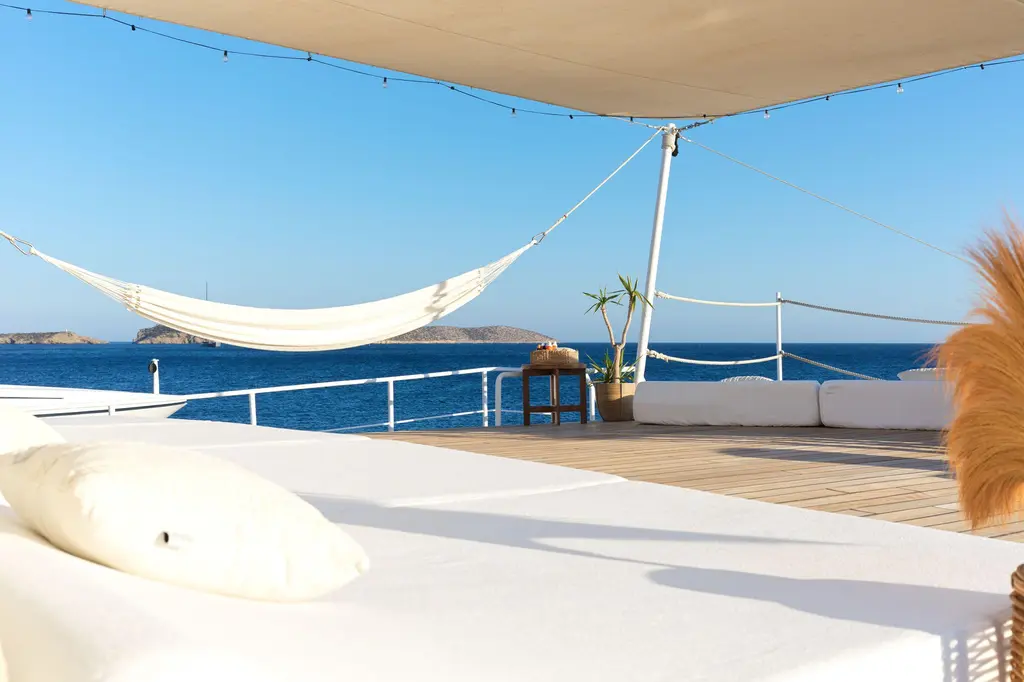 HAYAMA 1988 Custom Hakodate Shipyard Yacht For Sale in El Gouna HAYAMA 1988 Custom Hakodate Shipyard Yacht For Sale in El Gouna