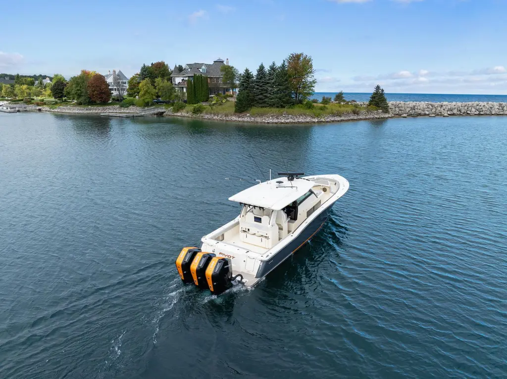 2023 Scout 425 LXF Yacht For Sale in Petoskey MI 2023 Scout 425 LXF Yacht For Sale in Petoskey MI