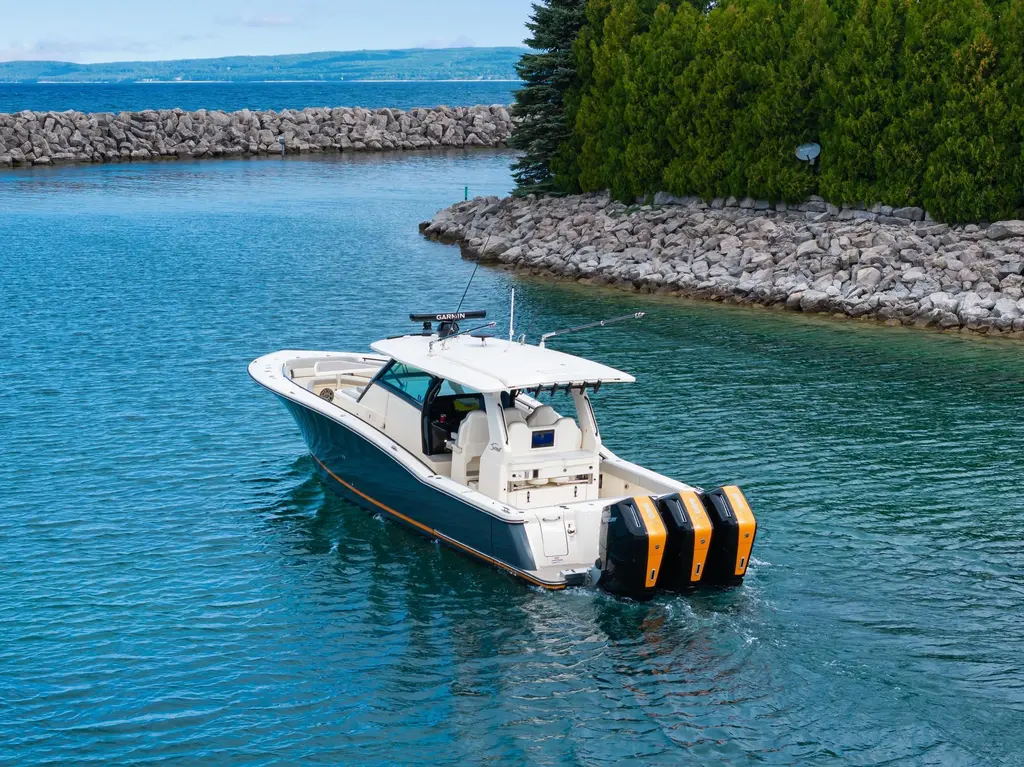 2023 Scout 425 LXF Yacht For Sale in Petoskey MI 2023 Scout 425 LXF Yacht For Sale in Petoskey MI