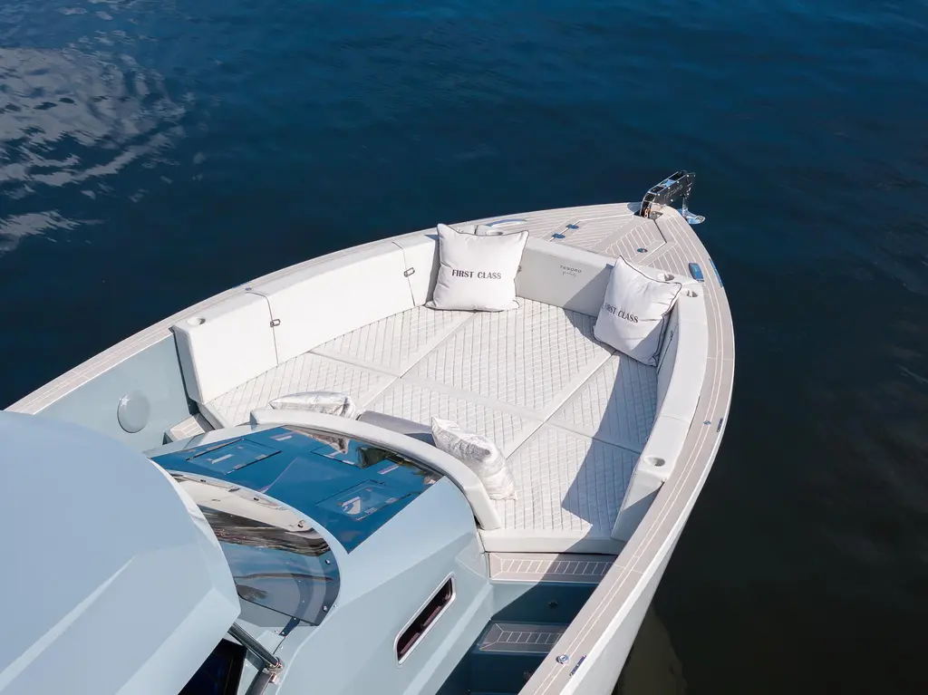 FIRST CLASS 2022 Tesoro T38 Cruiser Yacht For Sale in Fort Lauderdale FL FIRST CLASS 2022 Tesoro T38 Cruiser Yacht For Sale in Fort Lauderdale FL
