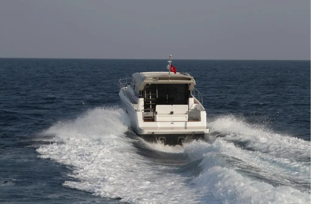 VOYAGER 2020 Bavaria Virtess 420 Coupe Yacht For Sale in CAGLIARI IT-CA VOYAGER 2020 Bavaria Virtess 420 Coupe Yacht For Sale in CAGLIARI IT-CA