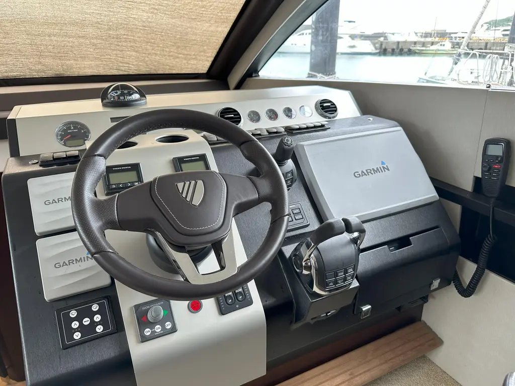 2016 Fairline Squadron 48 Yacht For Sale in Taipei 